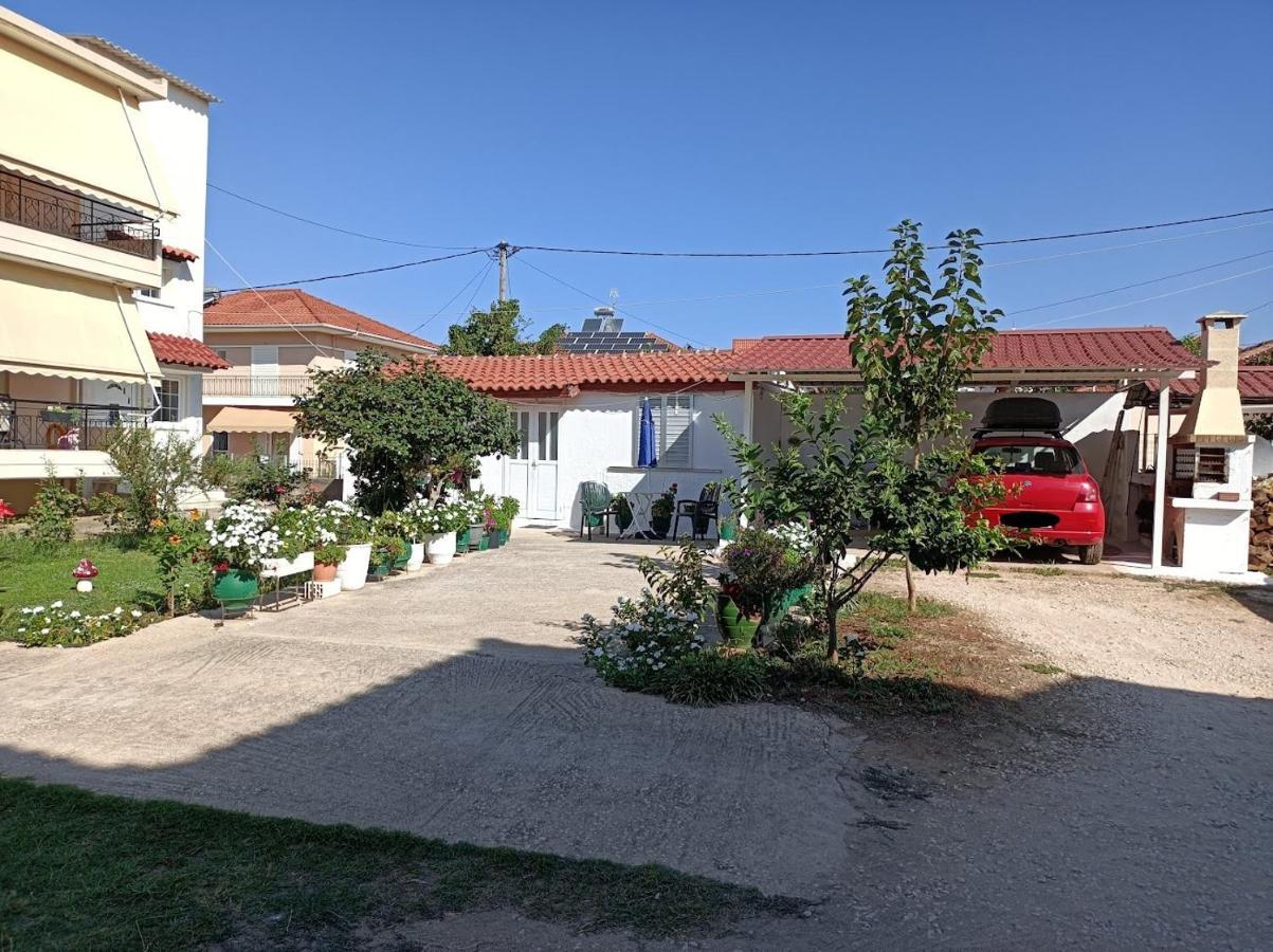 Mitikas Cosy Studio Villa มิทิคาส ภายนอก รูปภาพ